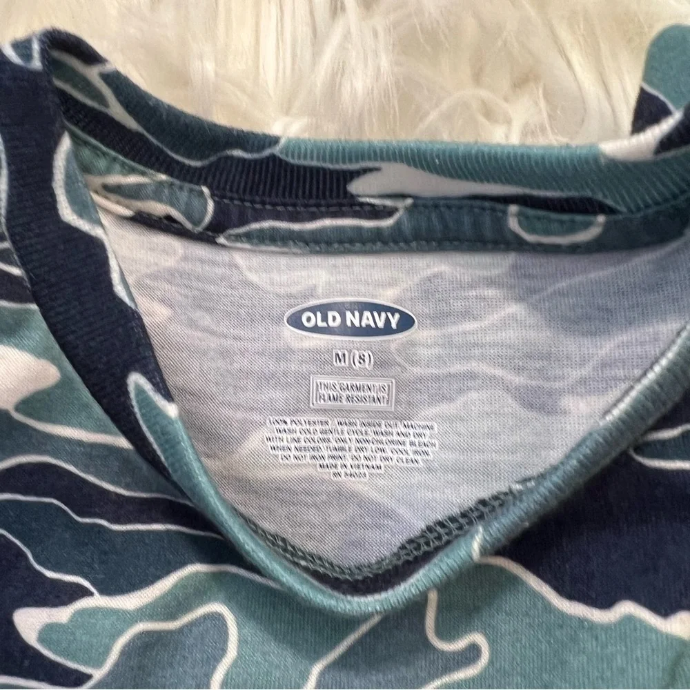 Old Navy Boys Sz Medium 8 Pajama Shirt Sleep T-Shirt Blue Camo Wave Short Sleeve